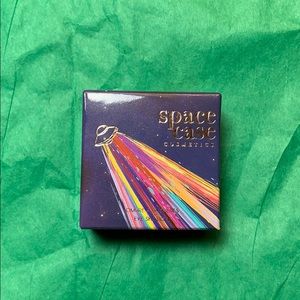 (NWT) Space Case Silver Eyeshadow